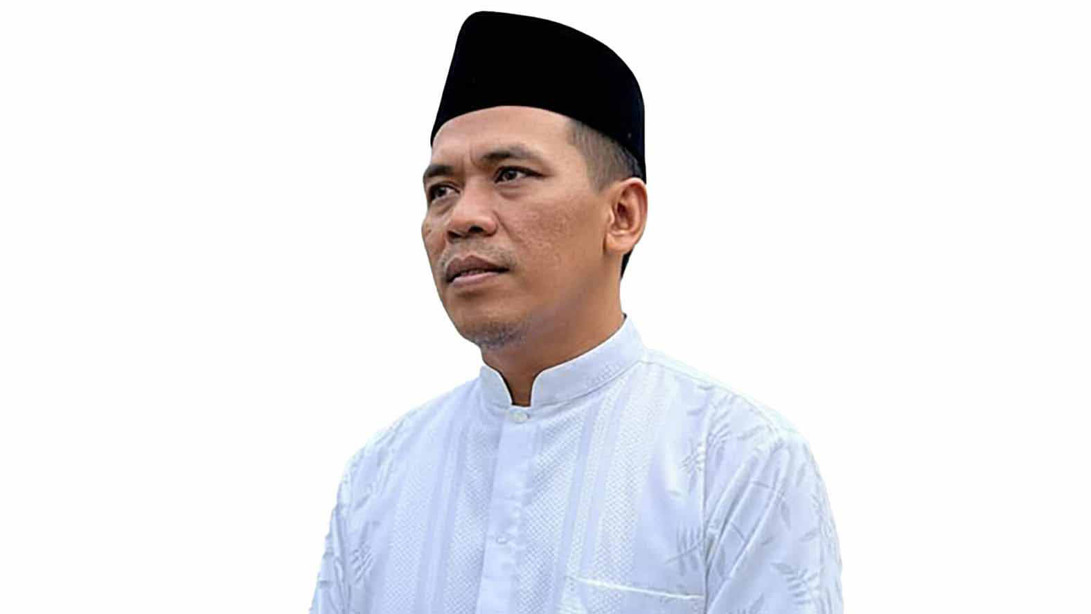 Penghulu Kantor Urusan Agama (KUA) BTS Ulu, Muslih, S.Sos