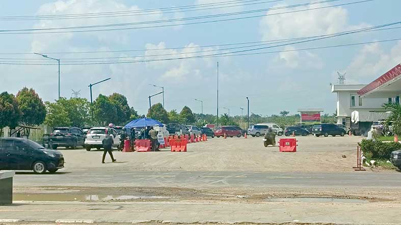 Antrean pembeli BBM Pertalite di SPBU Kabupaten Musi Rawas.
