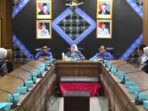 Bupati Musi Rawas Hj. Ratna Machmud saat audiensi dengan Finalis Bujang Dehe Kabupaten Musi Rawas Bupati Musi Rawas Hj. Ratna Machmud saat audiensi dengan Finalis Bujang Dehe Kabupaten Musi Rawas