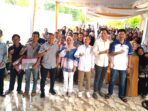 Anggota DPRD Kota Lubuk Linggau Andi Rusman foto bersama peserta reses di kediamannya Kelurahan Batu Urip Kecamatan Lubuk Linggau Utara 2 Kota Lubuk Linggau .