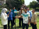 Kepala MIN 1 Musi Rawas, mendampingi Petugas BPN lakukan pengukuran tanah hibah di Dusun 2 Sidorejo Desa Mataram Kecamatan Tugumulyo Kabupaten Musi Rawas, Rabu 29 Juli 2026. Foto : MIN 1 Musi Rawas Kepala MIN 1 Musi Rawas, mendampingi Petugas BPN lakukan pengukuran tanah hibah di Dusun 2 Sidorejo Desa Mataram Kecamatan Tugumulyo Kabupaten Musi Rawas, Rabu 29 Juli 2026. Foto : MIN 1 Musi Rawas