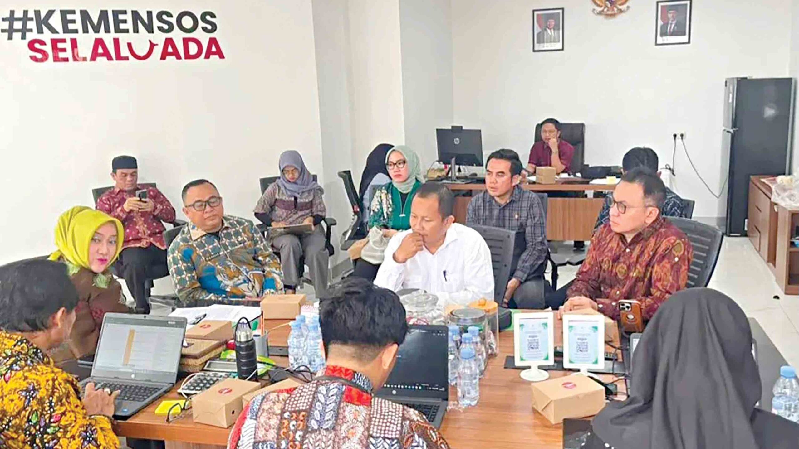 Kebakaran Lahan , Kebakaran Dekat SPBU , SPBU Ciptodadi Musi Rawas, Diduga Api dari Puntung Rokok , Puntung Rokok Dibuang Sembarangan,