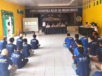 Kepala Seksi Bimbingan Narapidana/Anak Didik dan Kegiatan Kerja (Kasi Binadik) Lapas Narkotika Kelas IIA Muara Beliti, Taufik, memimpin Sidang Tim Pengamat Pemasyarakatan (TPP) Integrasi bersama jajaran terkait sebagai bagian dari proses pengusulan hak Pembebasan Bersyarat (PB) bagi warga binaan yang telah memenuhi persyaratan. Kepala Seksi Bimbingan Narapidana/Anak Didik dan Kegiatan Kerja (Kasi Binadik) Lapas Narkotika Kelas IIA Muara Beliti, Taufik, memimpin Sidang Tim Pengamat Pemasyarakatan (TPP) Integrasi bersama jajaran terkait sebagai bagian dari proses pengusulan hak Pembebasan Bersyarat (PB) bagi warga binaan yang telah memenuhi persyaratan.