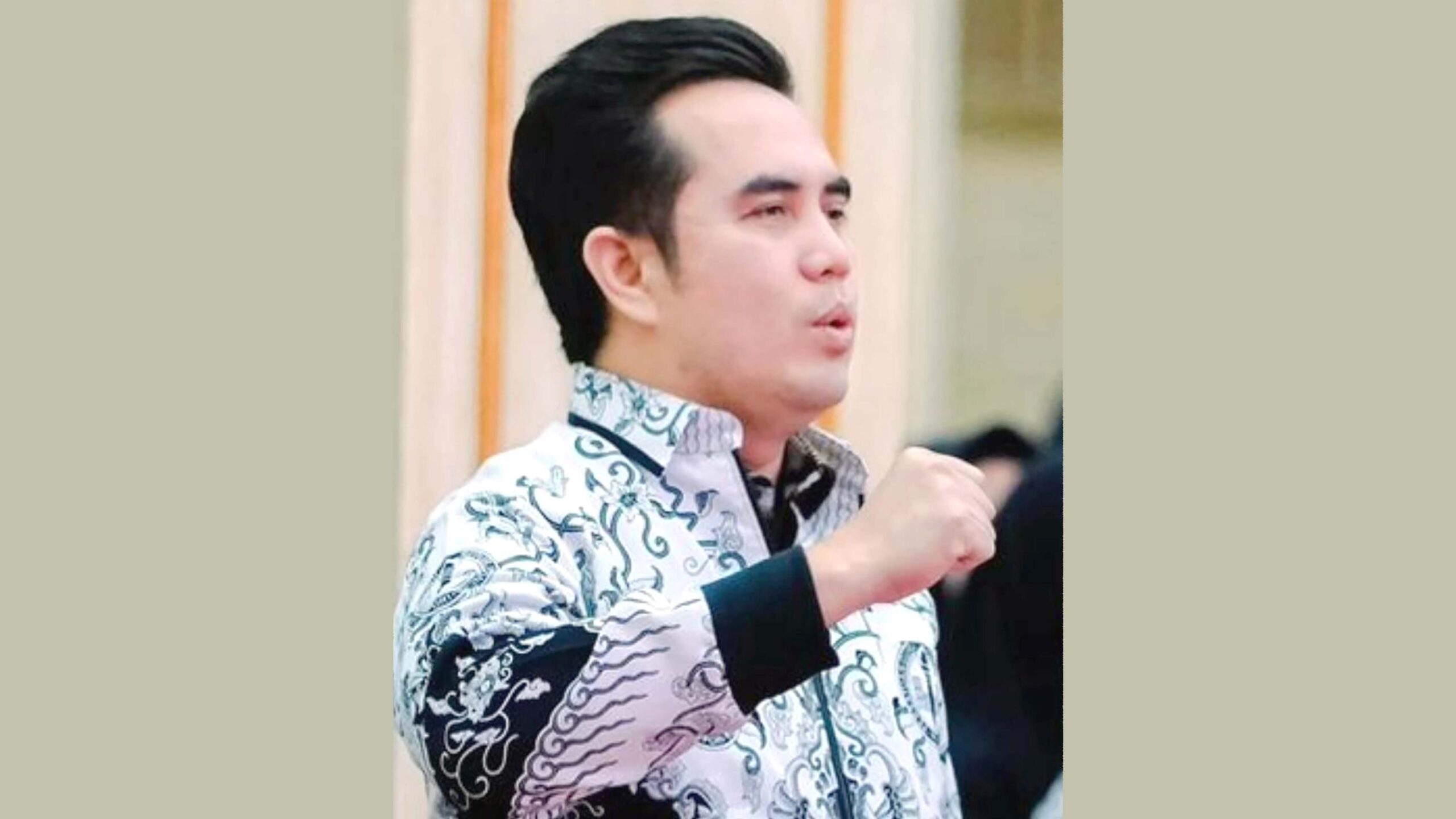 Kepala Dinas Pendidikan Kabupaten Musi Rawas Dr. Dien Chandra, MH Foto: Dok. Linggau Pos