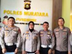 Pihak Polres Muratara saat melakukan press relese terkait penetapan dua tersangka dalam kasus kecelakaan maut antara bus ALS bertabrakan dengan truk tangki BBM di Muratara, yakni Direktur PT Sinar Bumi Pertiwi (SBP), Shandi Hermanto dan Direktur PT Antar Lintas Sumatera (ALS), Chandra Lubis. Foto : Dok Polres Muratara Pihak Polres Muratara saat melakukan press relese terkait penetapan dua tersangka dalam kasus kecelakaan maut antara bus ALS bertabrakan dengan truk tangki BBM di Muratara, yakni Direktur PT Sinar Bumi Pertiwi (SBP), Shandi Hermanto dan Direktur PT Antar Lintas Sumatera (ALS), Chandra Lubis. Foto : Dok Polres Muratara