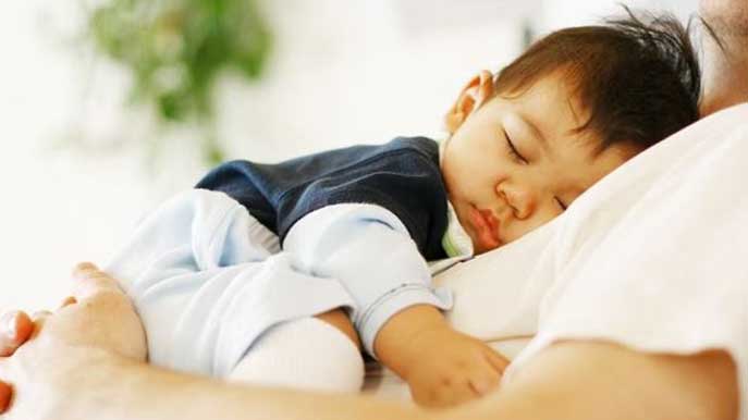 Penyebab bayi muntah lainnya yang patut diwaspadai adanya penyakit serius seperti meningitis, infeksi saluran kemih, atau usus buntu.